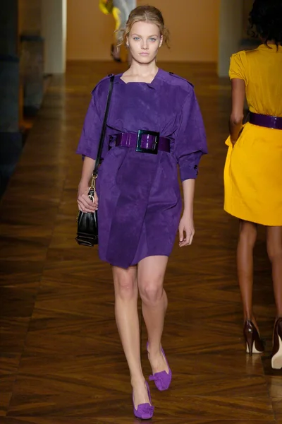 Look 17